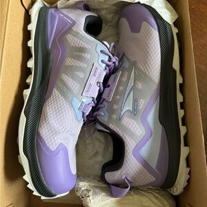 Altra Lone Peak Women’s Size 7.5